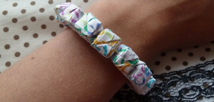 Origami armbånd fra terninger