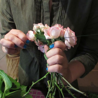 Bouquet af blomster med egne hænder