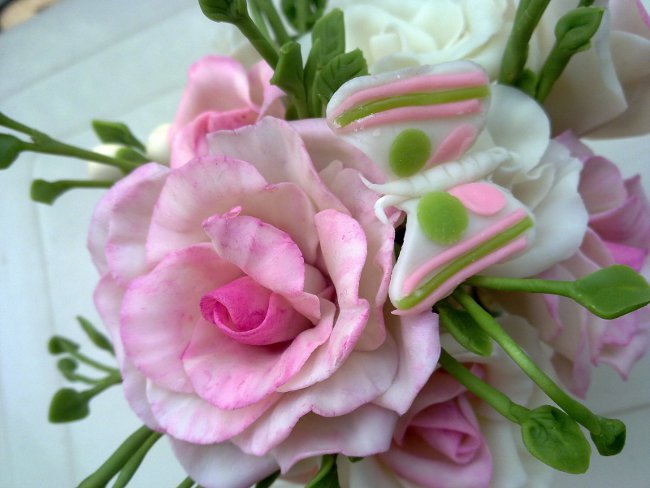 Blomster fra koldt porcelæn