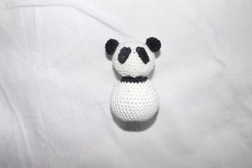 Strikket Panda Toy med dine egne hænder
