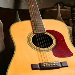 Sådan opsætter du en guitar til en nybegynder Sådan opsætter du en guitar til en nybegynder