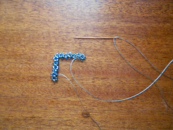 Sådan laver du en perle armbånd til begyndere