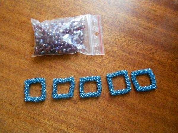 Sådan laver du en perle armbånd til begyndere
