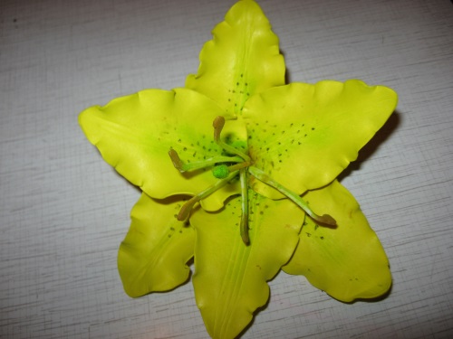 Lily fra foamiran