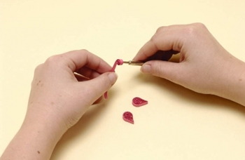 Quilling blomster fra papir til begyndere