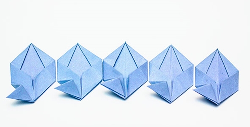 Sådan laver du en origami blomst med dine egne hænder