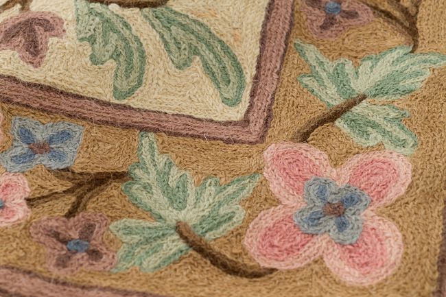 Tæppe broderi: nogle få sømme Tæppe broderi: nogle få sømme