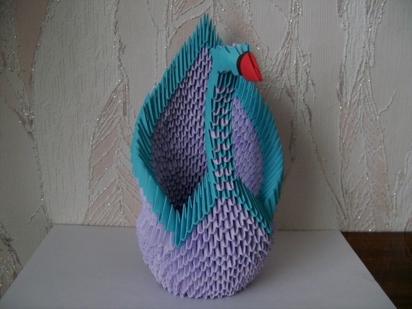 Sådan laver du en swan origami fra moduler - trin for trin instruktion med billeder og videoer