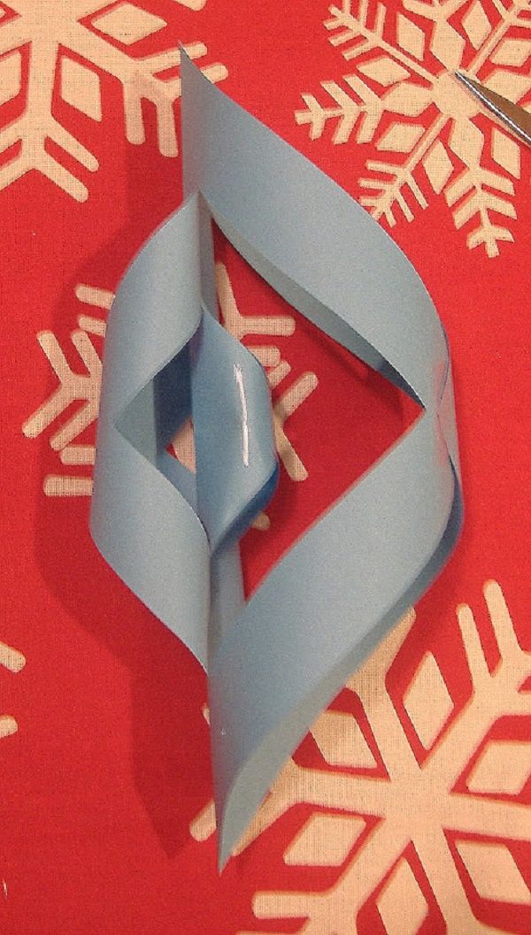 Smukke snefnug til nytår i 2017 med egne hænder papir - diagrammer og fotos i faser. Master klasser for børn på store snefnug i origami teknik