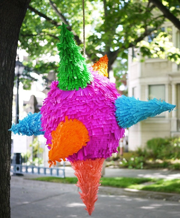 Hvordan laver man en piñata med egne hænder