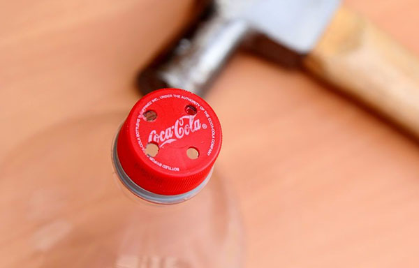 Nyt håndværk fra plastflasker med egne hænder til have og frugthave