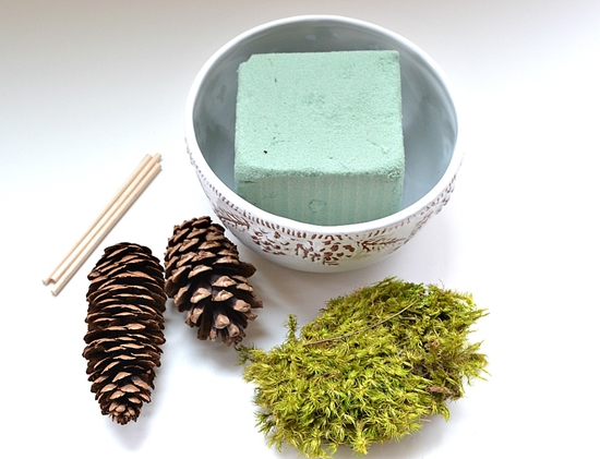 Håndværk lavet af naturmateriale: Mini-træ med egne hænder