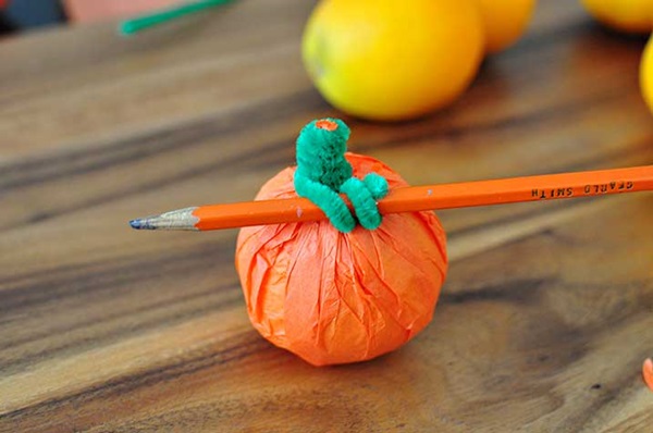 Håndværk til børn på Halloween