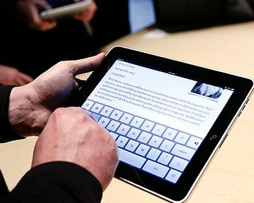 Hvilket er bedre: en tablet eller en bærbar computer?
