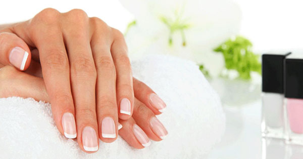 Sort, rødt, guld: hvad manicurefarven siger om dig