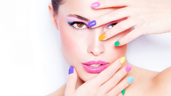 Kombineret manicure