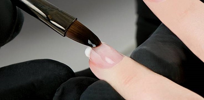 Skønhed til fingerneglerne i LCN Beauty Center