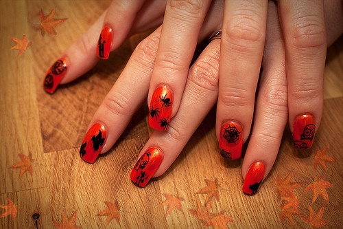 Manikyr til Halloween