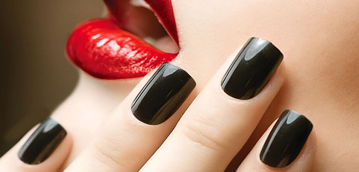 Manicure total black - efterår trend-2016