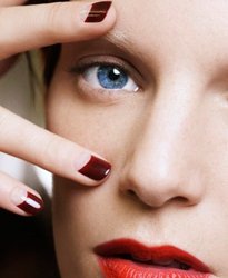 Moderigtigt manicure 2012