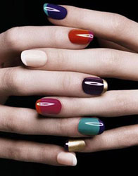 Moderigtigt manicure i efteråret 2010 Moderigtigt manicure i efteråret 2010