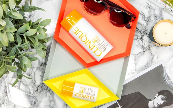 Usynlig beskyttelse: Solfangere Clinique Mineral Solcreme