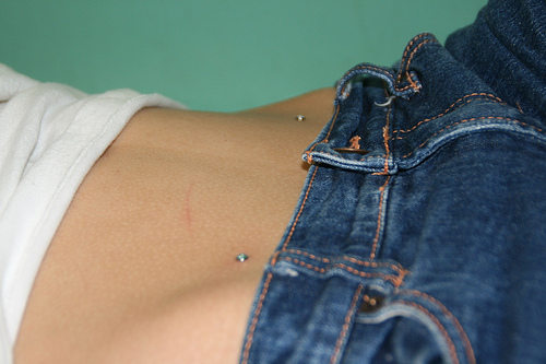 Microdermal piercing: hvordan microdermabras er lavet (foto)