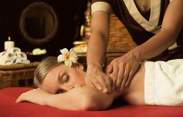 Livets styrke og harmoni: Thai massage i SPA-salonen Banyan Tree