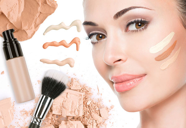 Teknikken med korrekt make-up: fire regler fra make-up-kunstnere