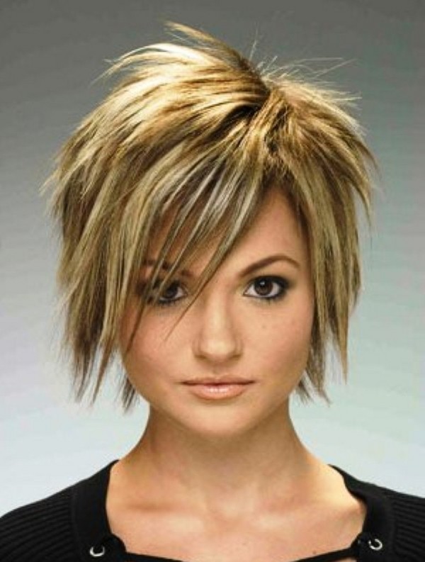 Smart haircut uden styling - fotos og anmeldelser