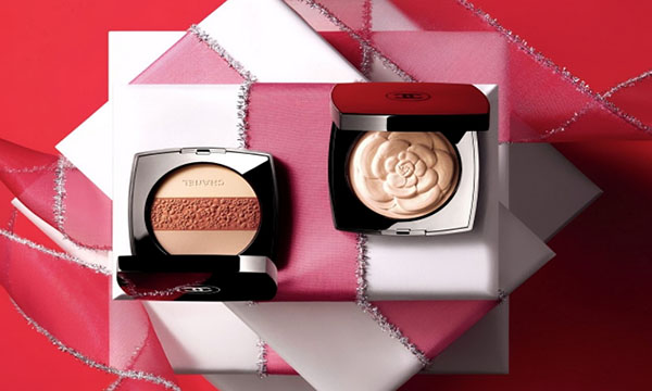Storslået trio: nyheder Chanel til skinnende makeup