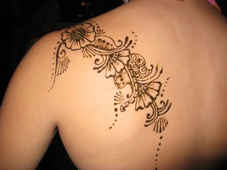 Tattoo henna i salonen