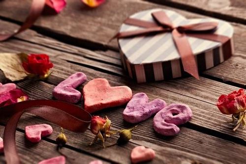 Hvad skal du give til sin kone for Valentinsdag? Original gave til sin kone på Valentinsdag