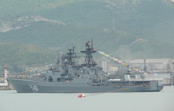 Tillykke med Navy-2016-dagen - kort og sjov i vers og prosa. Festligt program for Navy Day i 2016 i Moskva, Skt. Petersborg, Kronstadt, Sevastopol, Novorossiysk