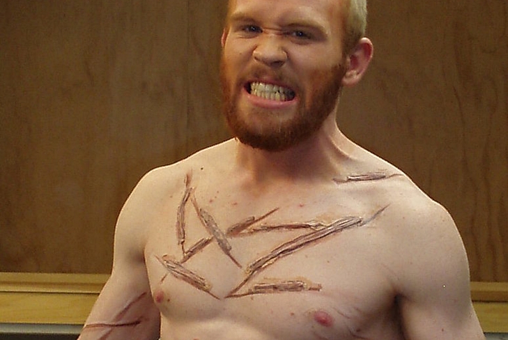 Hvordan man laver ar på Halloween derhjemme, foto