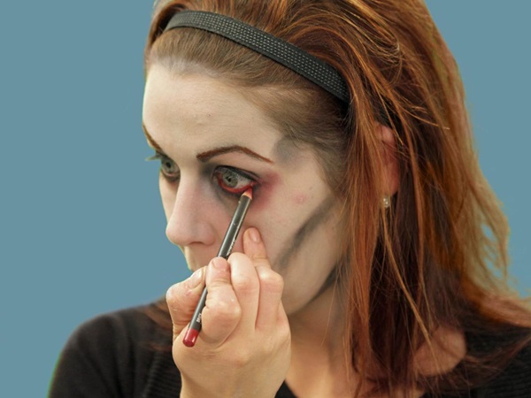 Skræmmende makeup til Halloween med dine egne hænder til piger og piger