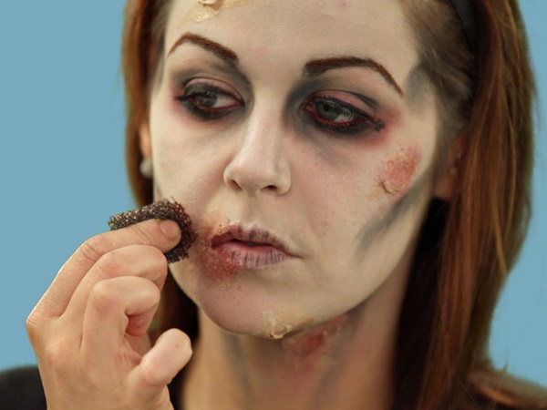 Skræmmende makeup til Halloween med dine egne hænder til piger og piger