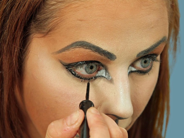 Skræmmende makeup til Halloween med dine egne hænder til piger og piger
