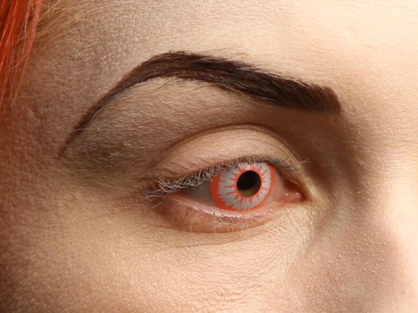 Skræmmende makeup til Halloween med dine egne hænder til piger og piger