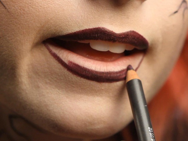 Skræmmende makeup til Halloween med dine egne hænder til piger og piger