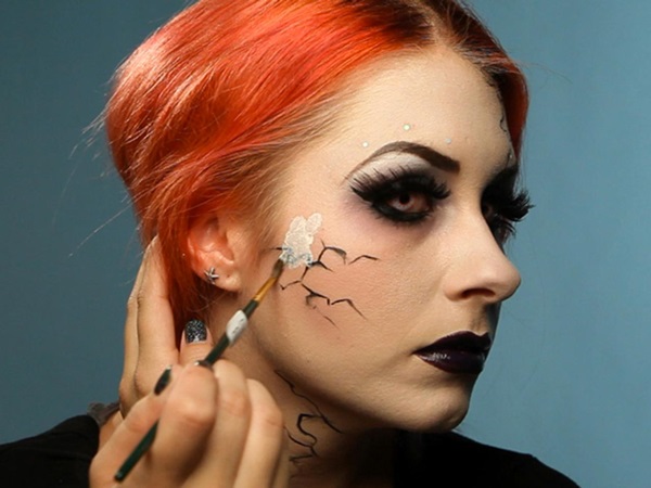 Skræmmende makeup til Halloween med dine egne hænder til piger og piger