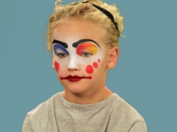 Skræmmende makeup til Halloween med dine egne hænder til piger og piger