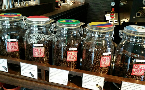 Gave til kaffemaskine: Hvordan vælger du den bedste kaffe