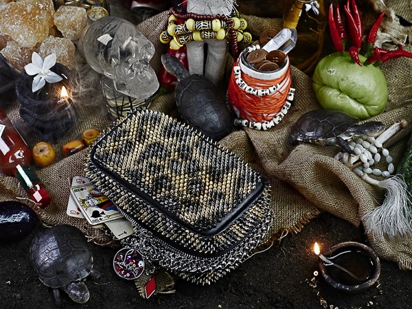 Pude til Cinderella: koblingsposer Piloutin af Christian Louboutin