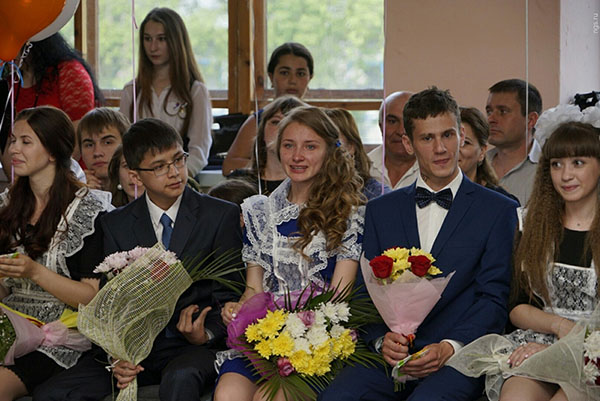 Smukke tillykke med Graduationen i 2017 for 9. og 11. klasse