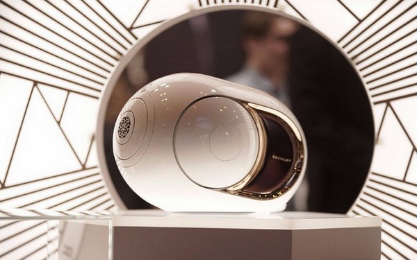 Lydens revolution: Trådløs højttaler Devialet Gold Phantom