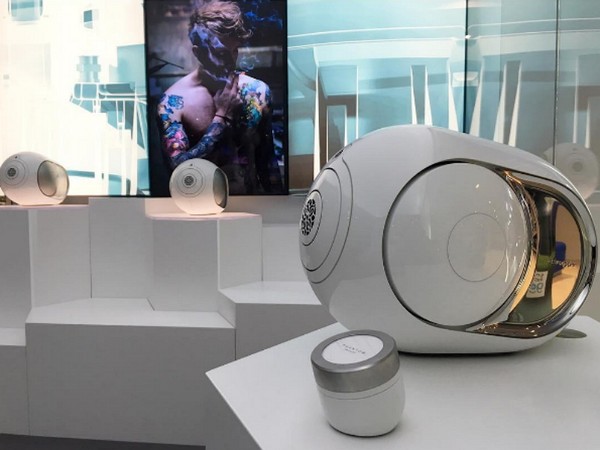 Lydens revolution: Trådløs højttaler Devialet Gold Phantom