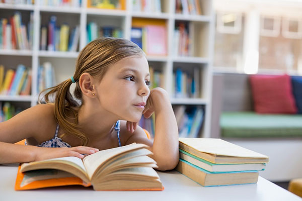 Korte smukke digte om skolen for børn