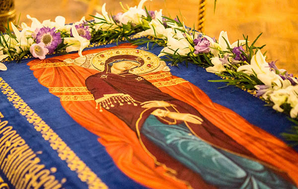 Antagelse af den velsignede jomfru Maria 2017: tegn og tillykke