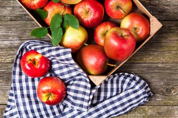 Apple Frelser, tillykke med SMS, kort, sjov. Tillykke med Apple Frelseren i vers og prosa Apple Frelser, tillykke med SMS, kort, sjov. Tillykke med Apple Frelseren i vers og prosa